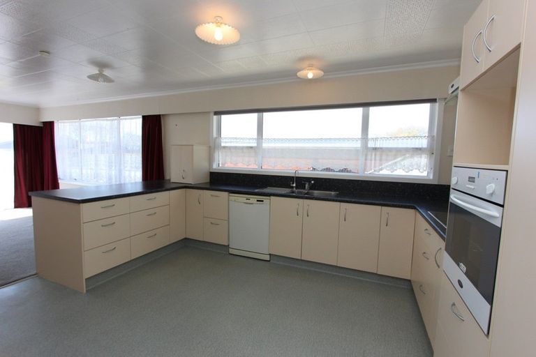 Photo of property in 13 Koromiko Street, Inglewood, 4330