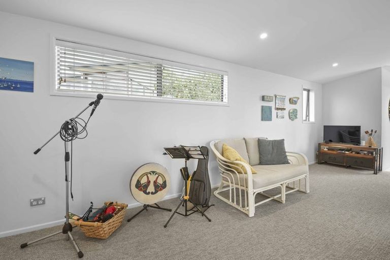 Photo of property in 870 Whangaparaoa Road, Manly, Whangaparaoa, 0930