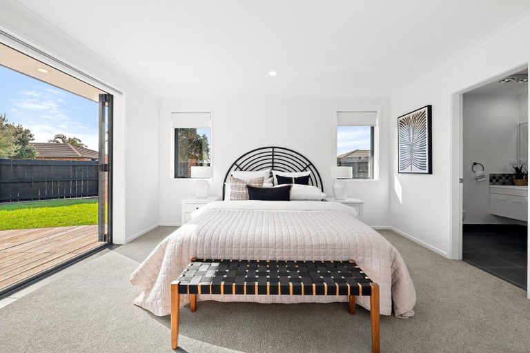 Photo of property in 19 Seabreeze Place, Papamoa Beach, Papamoa, 3118