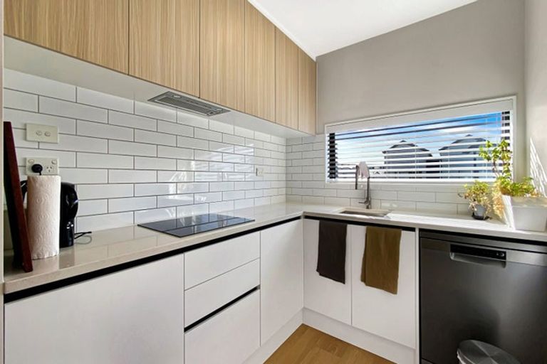 Photo of property in 3 Huri Street, Mangere Bridge, Auckland, 2022