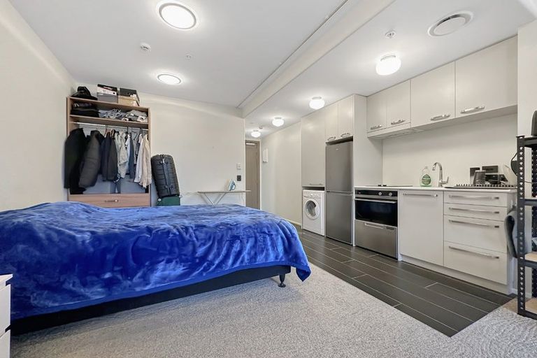 Photo of property in 108/3 Roxburgh Street, Mount Victoria, Wellington, 6011