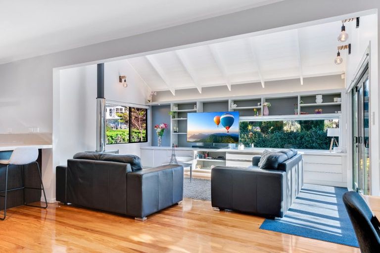 Photo of property in 128a Mellons Bay Road, Mellons Bay, Auckland, 2014