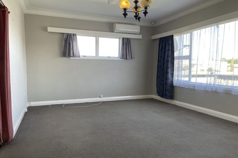 Photo of property in 93 Mclean Street, Waitara, 4320