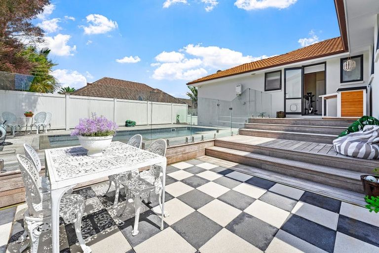 Photo of property in 107 Alec Craig Way, Gulf Harbour, Whangaparaoa, 0930