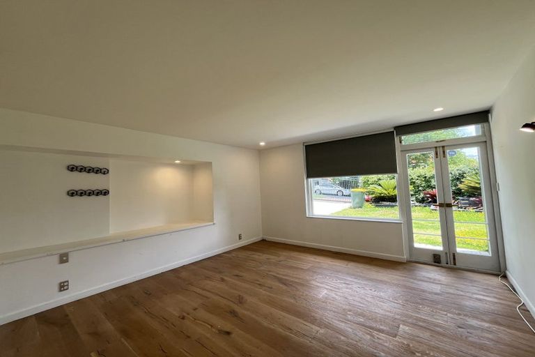 Photo of property in 27 Palmer Crescent, Mission Bay, Auckland, 1071