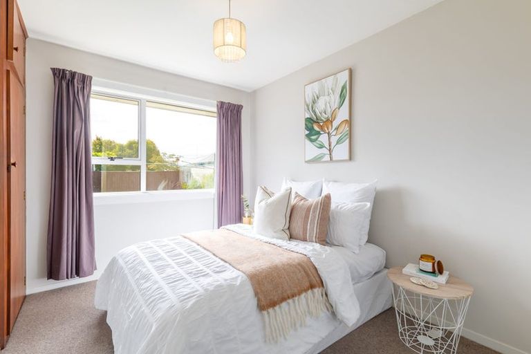 Photo of property in 36 Jenkins Avenue, Redwood, Christchurch, 8051