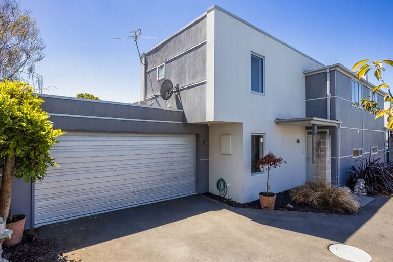 Photo of property in 77b Bishop Street, St Albans, Christchurch, 8014