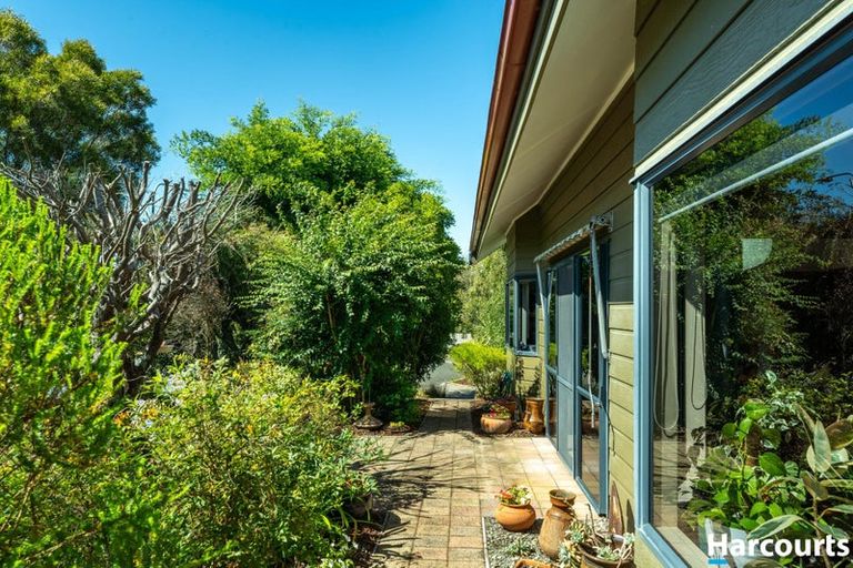 Photo of property in 13 Moreland Place, Mapua, 7005