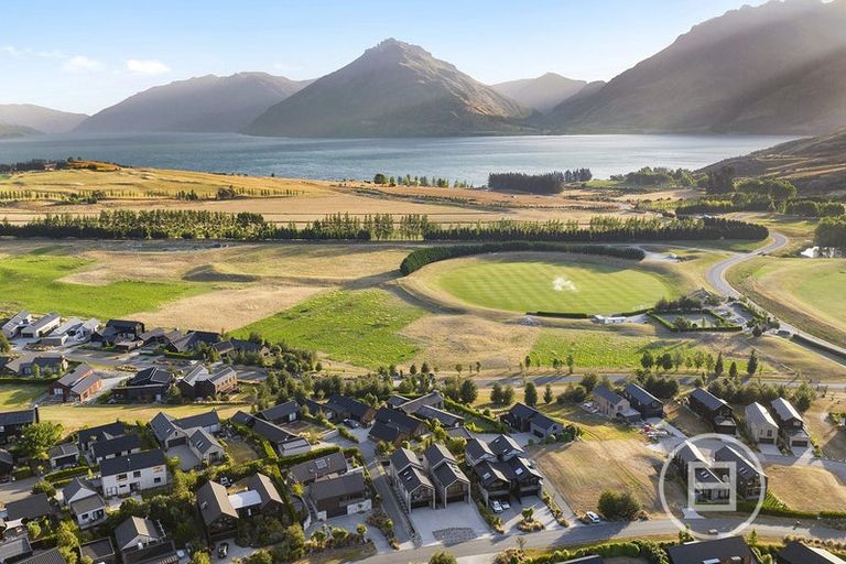 Photo of property in 45a Mcadam Drive, Jacks Point, Queenstown, 9371