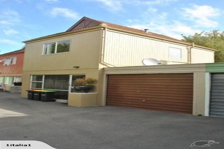 Photo of property in 4/34 Holly Road, St Albans, Christchurch, 8014