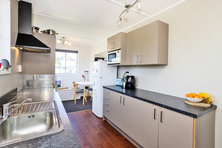 Photo of property in 33 John Street, Otatara, Invercargill, 9879