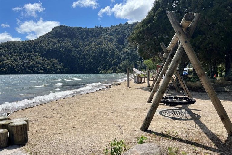 Photo of property in 60 Tamatea Street, Rotoiti Forest, Rotorua, 3074