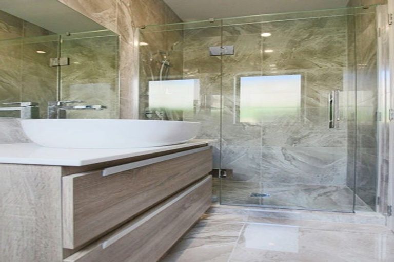 Photo of property in 25c Arrowsmith Drive, Flat Bush, Auckland, 2019