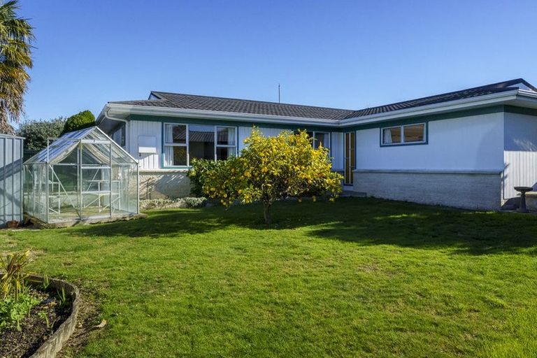 Photo of property in 3 Titoki Crescent, Pirimai, Napier, 4112