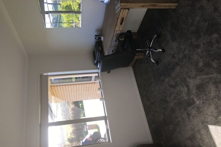 Photo of property in 178 Helenslee Road, Pokeno, 2472