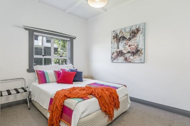 Photo of property in 1/10 Hart Road, Hauraki, Auckland, 0622