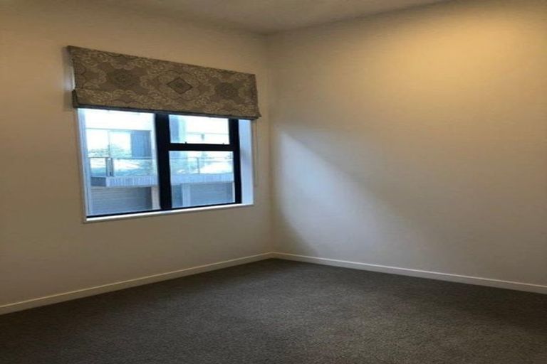 Photo of property in 10/20 Trent Street, Island Bay, Wellington, 6023