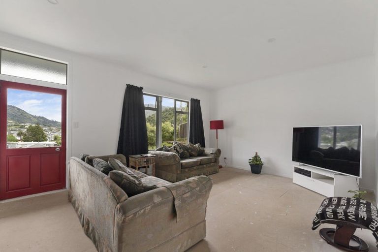 Photo of property in 8 Suffolk Street, Picton, 7220