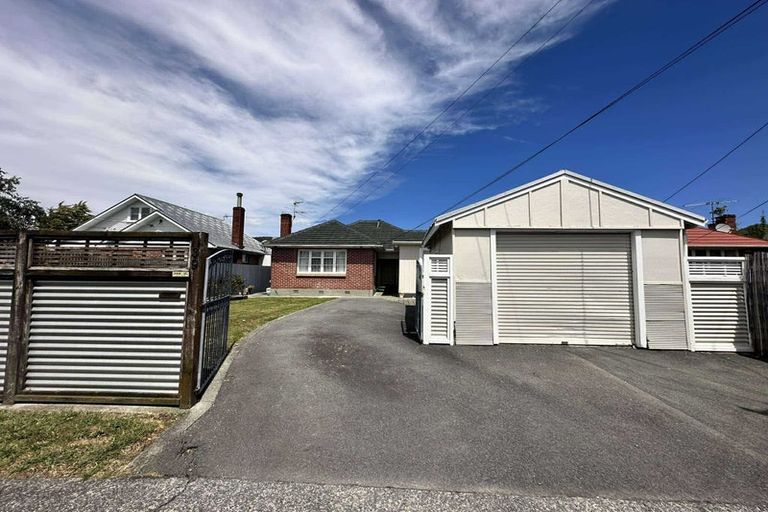 Photo of property in 39 Ararino Street, Trentham, Upper Hutt, 5018
