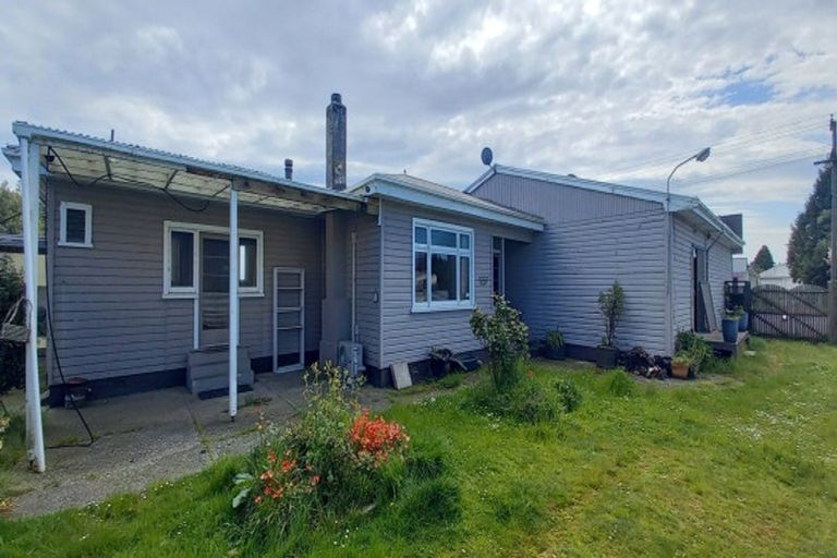 Photo of property in 85 Half Mile Road, Tuatapere, 9620