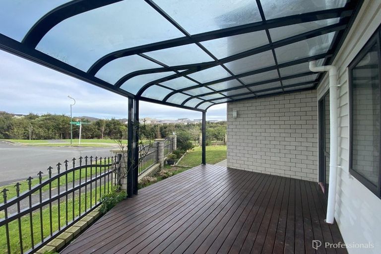 Photo of property in 6 Barnesmore Road, Flat Bush, Auckland, 2019