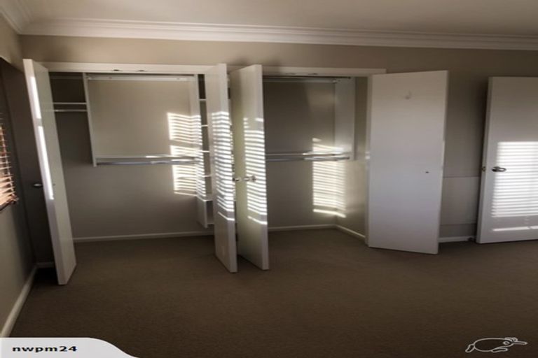 Photo of property in 28 Ridge Road, Howick, Auckland, 2014