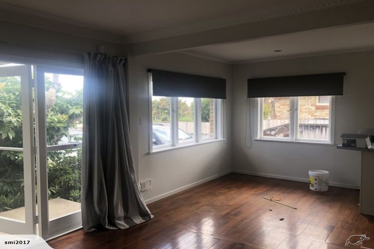 Photo of property in 43 Shirley Avenue, Papakura, 2110