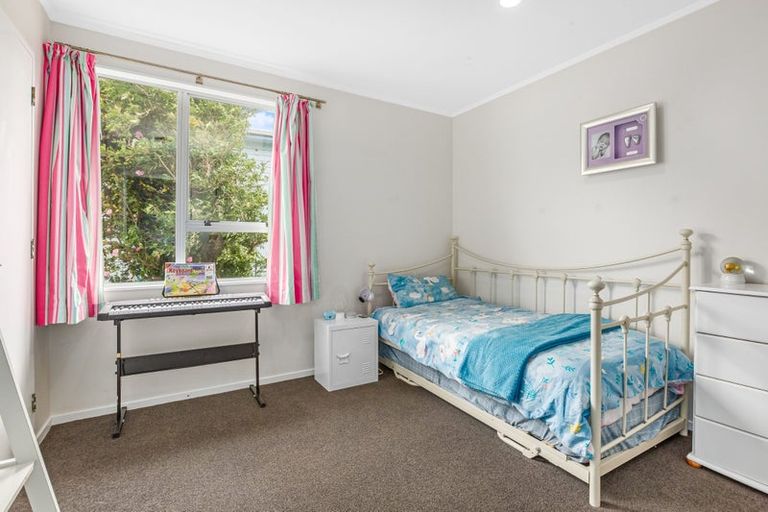 Photo of property in 47 Hicks Close, Whitby, Porirua, 5024