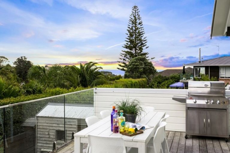 Photo of property in 23 Mayfair Crescent, Mairangi Bay, Auckland, 0630