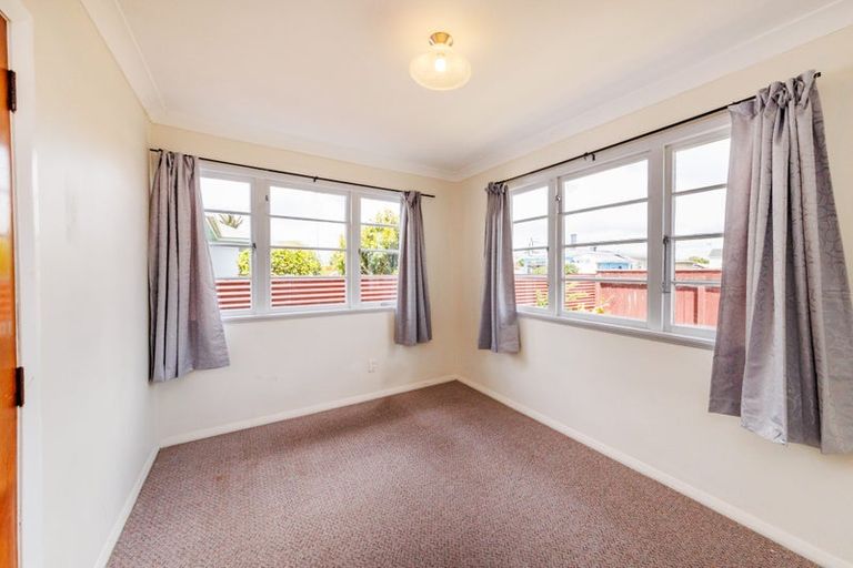 Photo of property in 4 Rata Street, Roslyn, Palmerston North, 4414