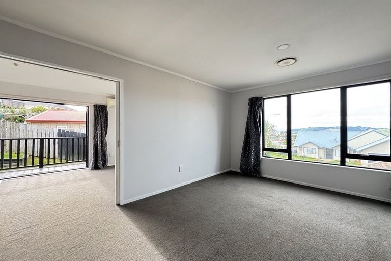 Photo of property in 8 Tolhurst Street, Johnsonville, Wellington, 6037
