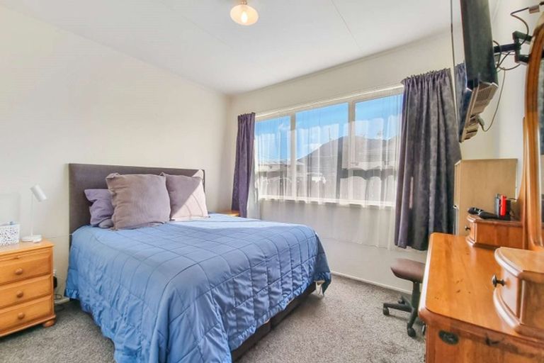 Photo of property in 18a Monokia Street, Fairy Springs, Rotorua, 3015