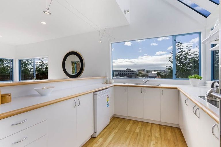 Photo of property in 7a Maungawhau Road, Epsom, Auckland, 1023