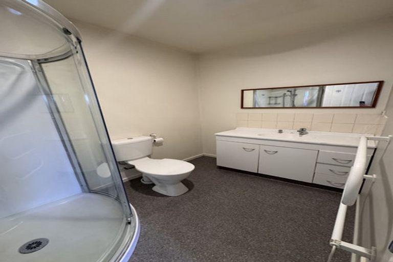Photo of property in 126 Clarence Street, Riccarton, Christchurch, 8011