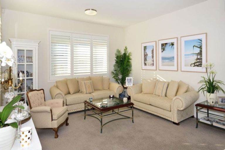 Photo of property in 83 Parkside Drive, Orewa, 0931