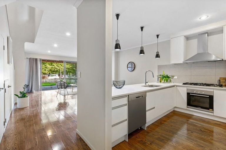 Photo of property in 11 Kauri Drive, Takanini, 2112