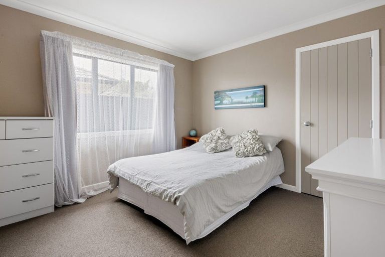 Photo of property in 58 Palliser Drive, Huntington, Hamilton, 3210