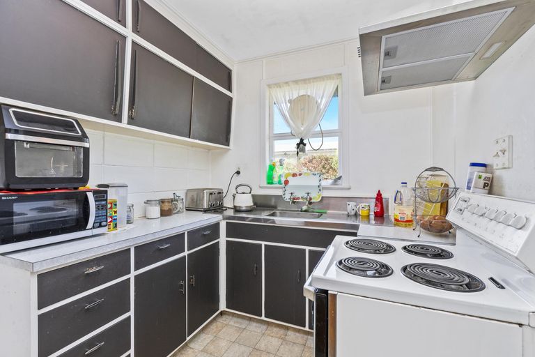 Photo of property in 2/2 Oak Street, Morrinsville, 3300