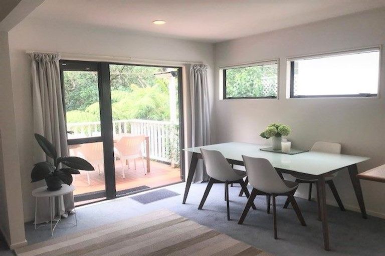 Photo of property in 4/12 Herons Way, Northcote, Auckland, 0627