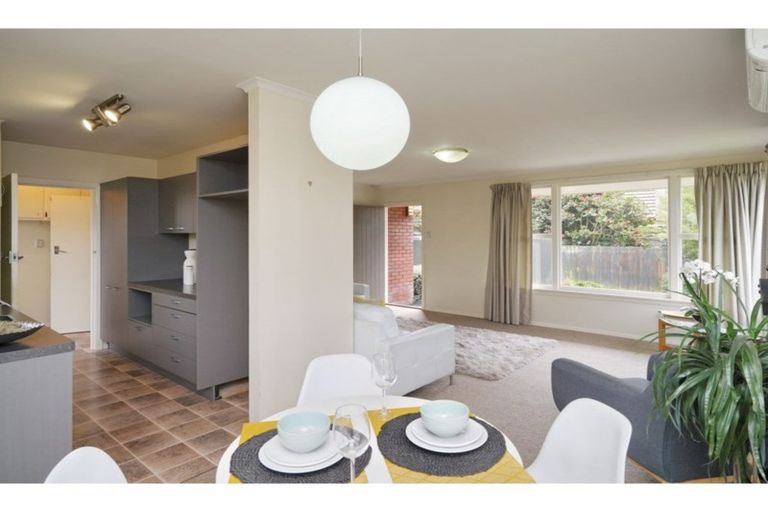 Photo of property in 195 Grimseys Road, Redwood, Christchurch, 8051