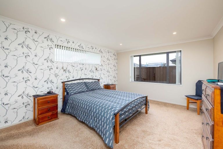 Photo of property in 53 Tutaipatu Avenue, Pegasus, 7612