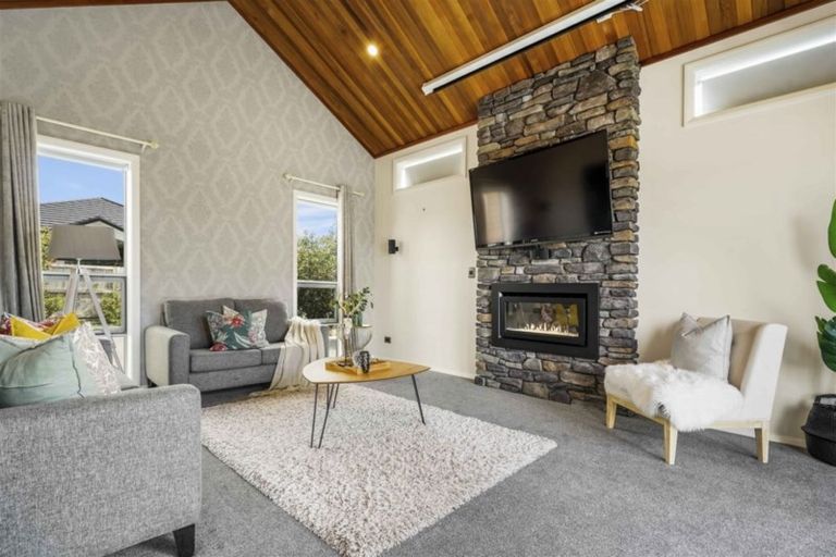 Photo of property in 15 Kemble Place, Flagstaff, Hamilton, 3210