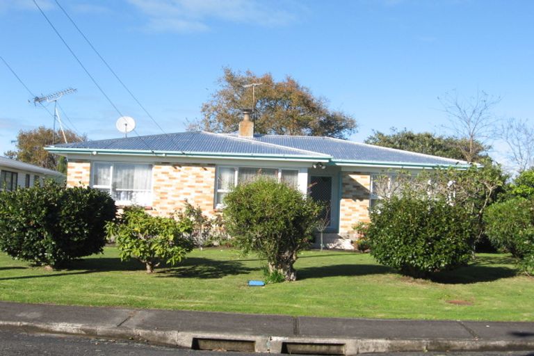 Photo of property in 11 Clark Street, Manurewa, Auckland, 2102