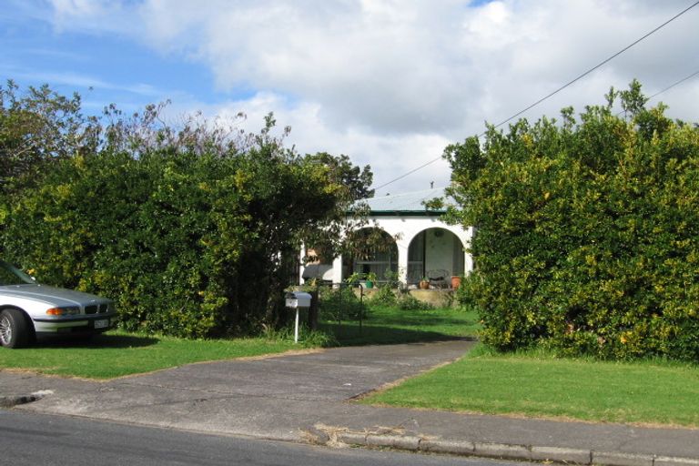 Photo of property in 31 Waipani Road, Te Atatu Peninsula, Auckland, 0610