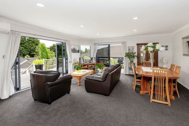 Photo of property in 21 Byblos Place, The Gardens, Auckland, 2105