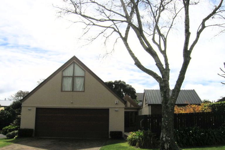 Photo of property in 37 Pah Street, Matua, Tauranga, 3110