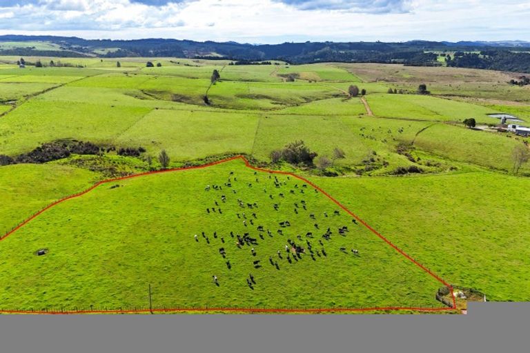 Photo of property in 542 Mangakaretu Road, Okaihau, 0295