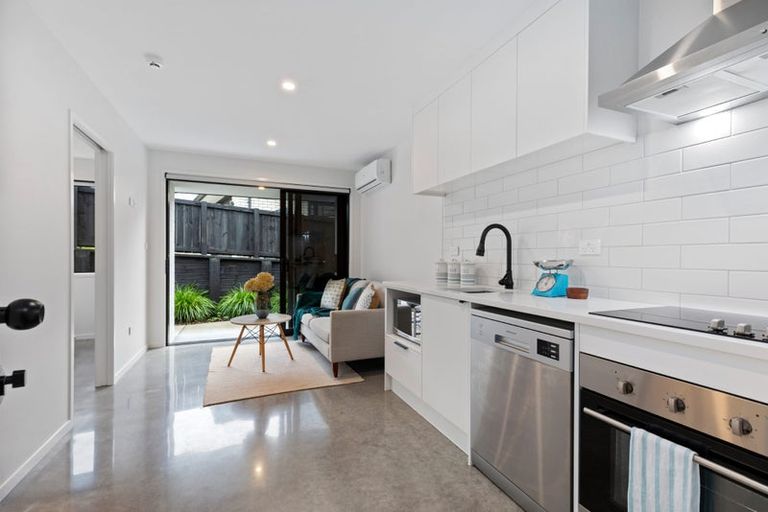 Photo of property in 15 Hayward Place, Ohauiti, Tauranga, 3112