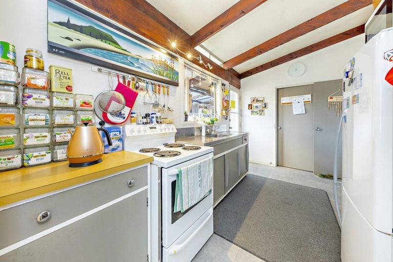 Photo of property in 22 Leith Court, Papatoetoe, Auckland, 2104