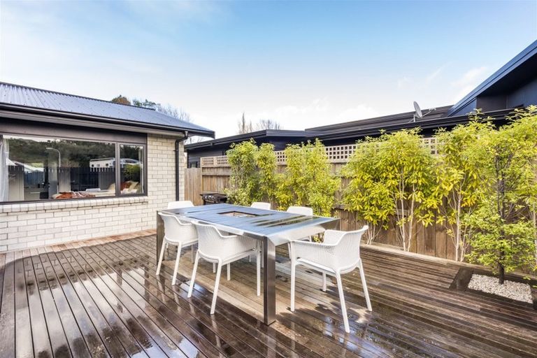 Photo of property in 26 Serenity Crescent, Kelvin Grove, Palmerston North, 4414